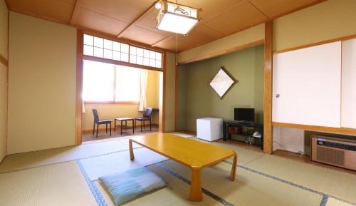 Japanese-Style Quadruple Room