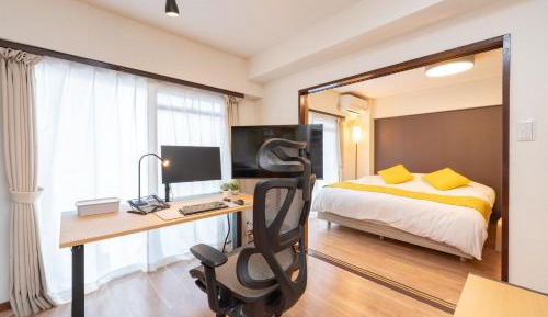 Studio Apartment with King Bed