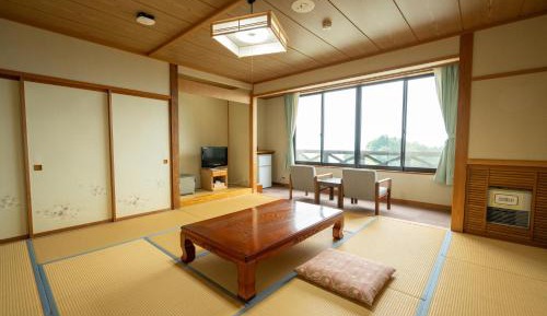 Japanese-Style Quadruple Room