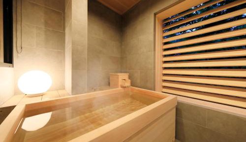Twin Room with Bath