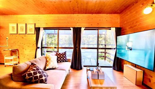 Three-Bedroom Vacation Home 