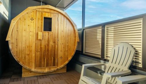 Superior Twin Room with Private Sauna & Sea View - Non-Smoking