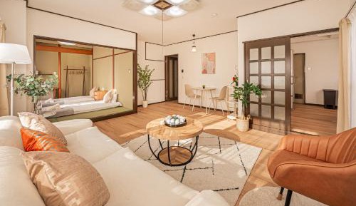 Three-Bedroom Apartment with Balcony