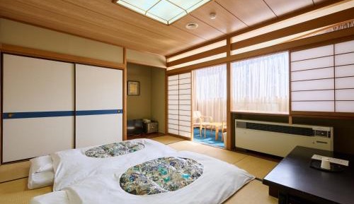 10 tatami Japanese-style room - Non-Smoking