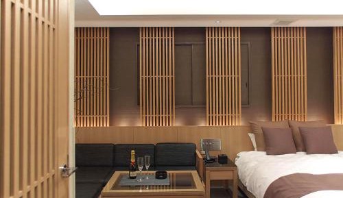 DELUXE ROOM【SMOKING】