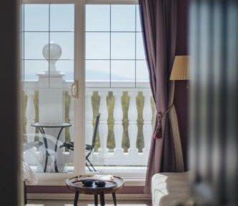 Deluxe Twin Room with Sea View