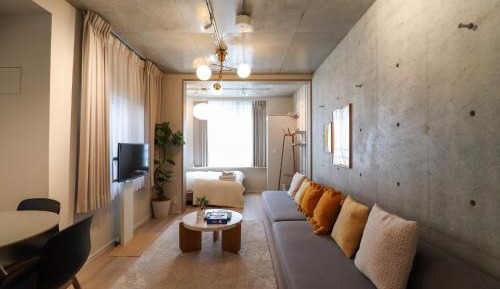 One-Bedroom Apartment - Non-Smoking