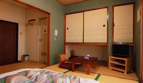 Japanese-Style Room - Smoking