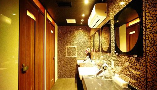 Japanese-Style Quadruple Room with Shared Bathroom Female Only - Nonsmoking
