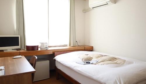 Single Room with Shared Bathroom