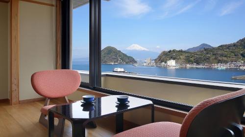Standard Japanese-Style Room with Half Open-Air Bath with Mt. Fuji View