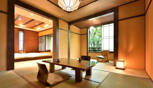Twin Room with Private Bathroom