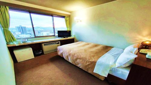 Double Room with Small Double Bed - Non-Smoking