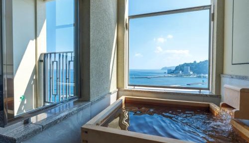 LaVista Twin Room with Open Air Hot Spring Bath - East Tower