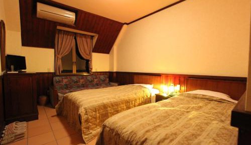 Twin Room with Mountain View