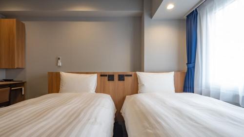 Hollywood Twin Room - Non-Smoking