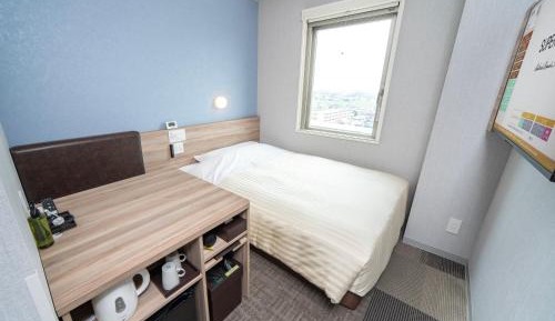 Double Room with Wide Desk - Non-Smoking