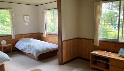 Large Twin Room