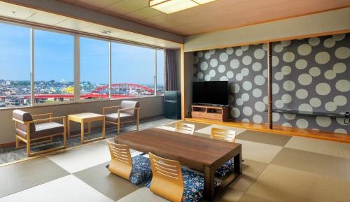 Japanese-style Room with 10 Tatami (MAX 5 Adults)
