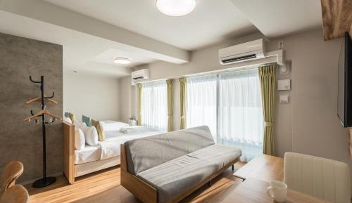 Deluxe Family Room