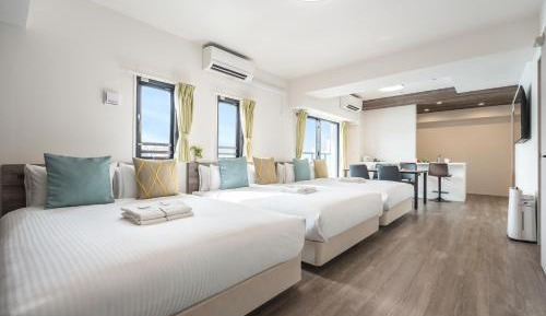 Deluxe Family Suite