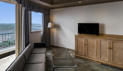 Junior Suite with Balcony