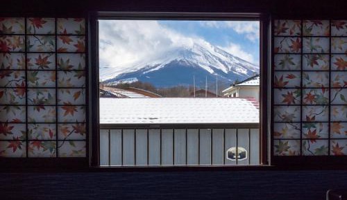 (201) Japanese Room for 8 people with Shared Toilet & Bathroom 