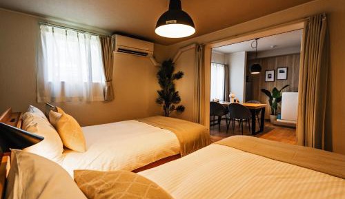 Semi-Double Twin with Kitchenette, Shower & Toilet (No Elevator) - Room 207