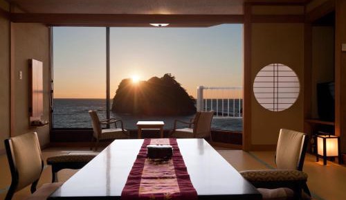 Japanese-Style Deluxe Room