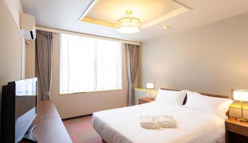 Standard Queen Room