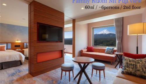 Family Room with Mt. Fuji view
