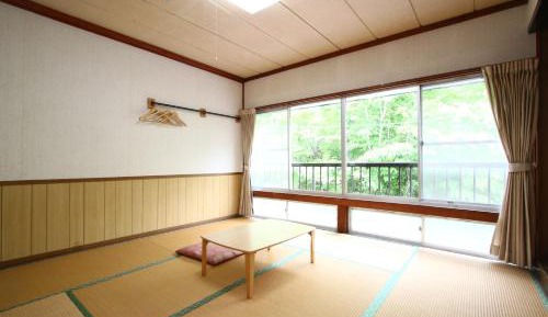 Japanese-Style Room