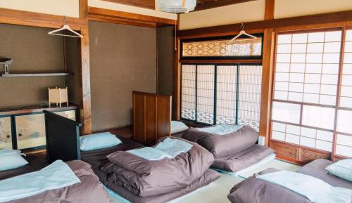 Triple Room with Shared Bathroom