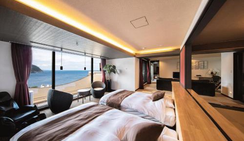 Quadruple Room with Private External Bathroom