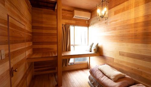 Twin Room with Shared Bathroom