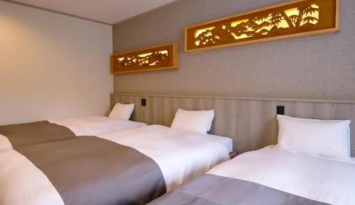 Triple Room