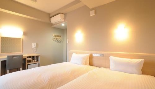 Twin Room - Non-Smoking