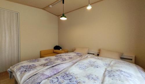 Standard Twin Room with Shared Bathroom