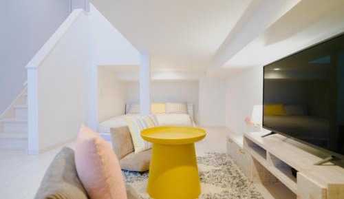 Studio Apartment with Queen Bed