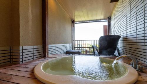 Twin Room with Private Bathroom