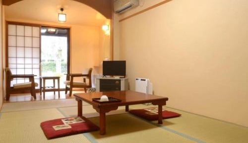 Japanese-Style Room