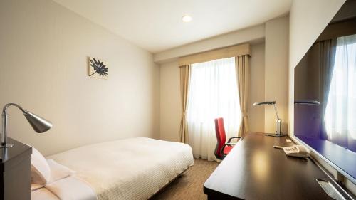 Standard Double Room with Small Double Bed - Non-Smoking