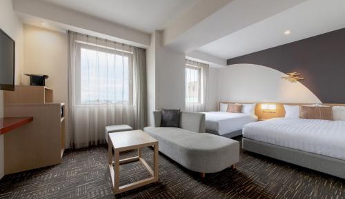 Superior Twin Room with City View