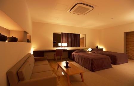 Deluxe Room with Hot Tub - Non-Smoking