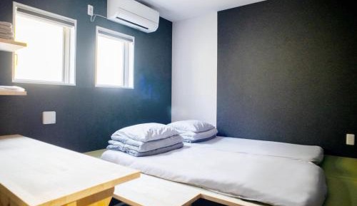 Double or Twin Room with Shower