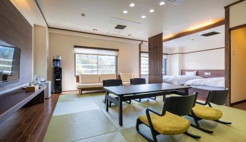 Superior Family Room with Tatami Area - Non-Smoking