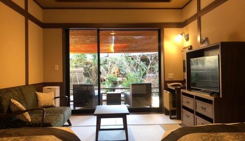 Standard Twin Room with Garden View