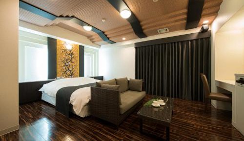 Standard King Room