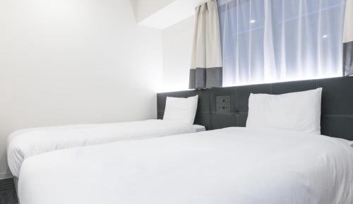 Standard Twin Room - Non-Smoking