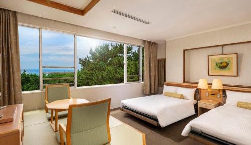 Accessible Room (With Private Bath)
